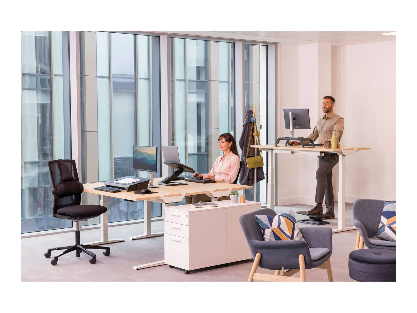 FELLOWES Hana Lt Monitor Riser Black