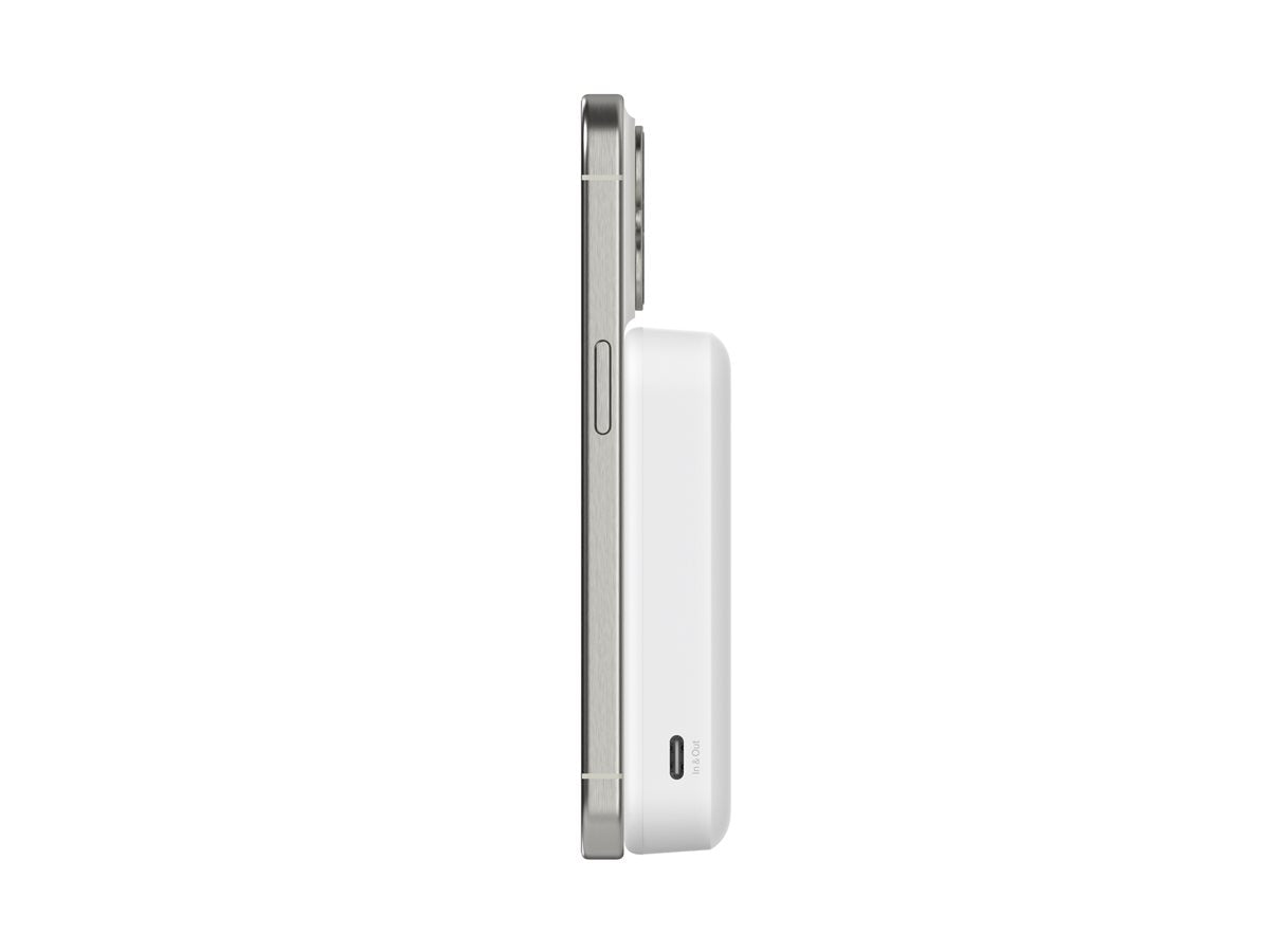 BELKIN BELKIN 10k Qi2 MagSafe Compatible Powerbank with kickstand