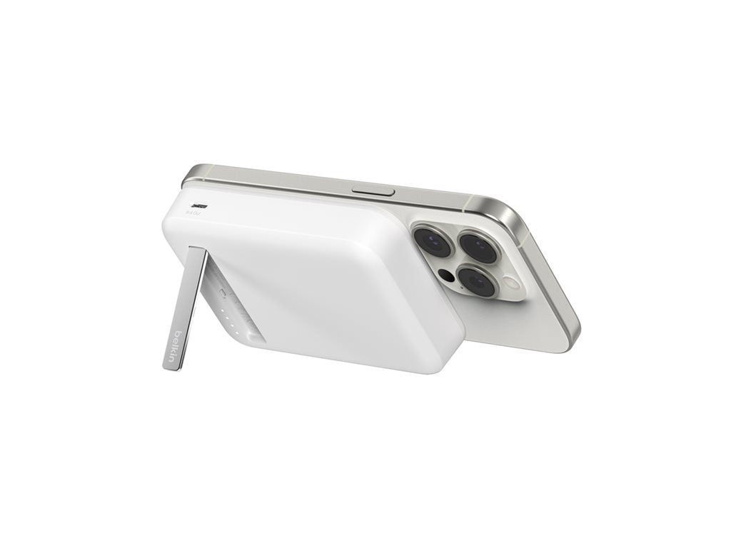 BELKIN BELKIN 10k Qi2 MagSafe Compatible Powerbank with kickstand