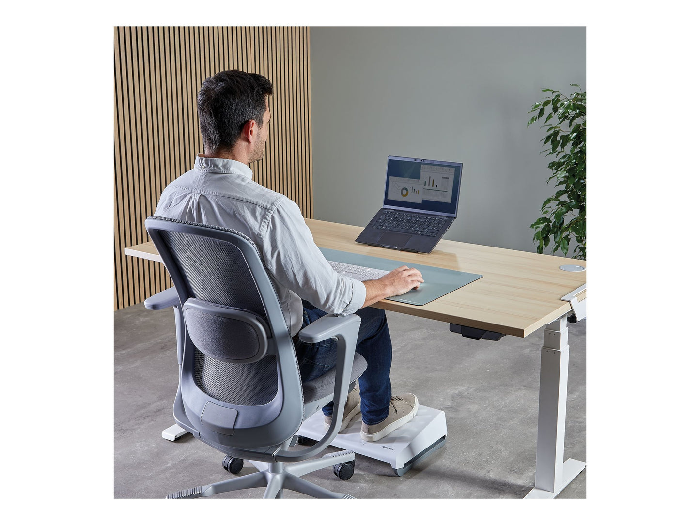 FELLOWES FELLOWES SUPPORT ORDINATEUR PORTABLE LAPTOP NOIR ALUMNIA