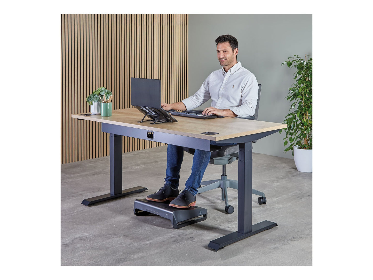 FELLOWES FELLOWES SUPPORT ORDINATEUR PORTABLE LAPTOP NOIR ALUMNIA